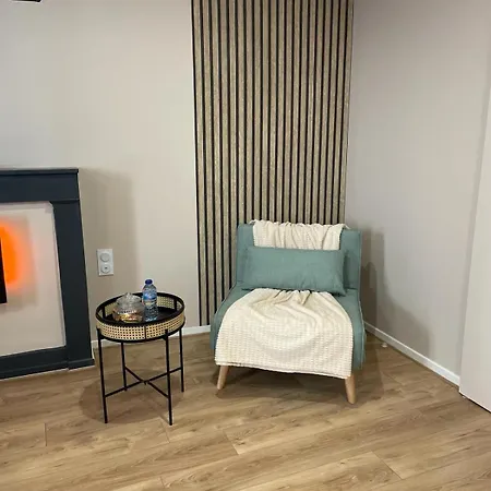 Apartament Le Catele - - 3 Pers - Vulcania - Puy De Dome - Proche Clermont Ferrand