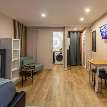 Le Catele - - 3 Pers - Vulcania - Puy De Dome - Proche Clermont Ferrand *